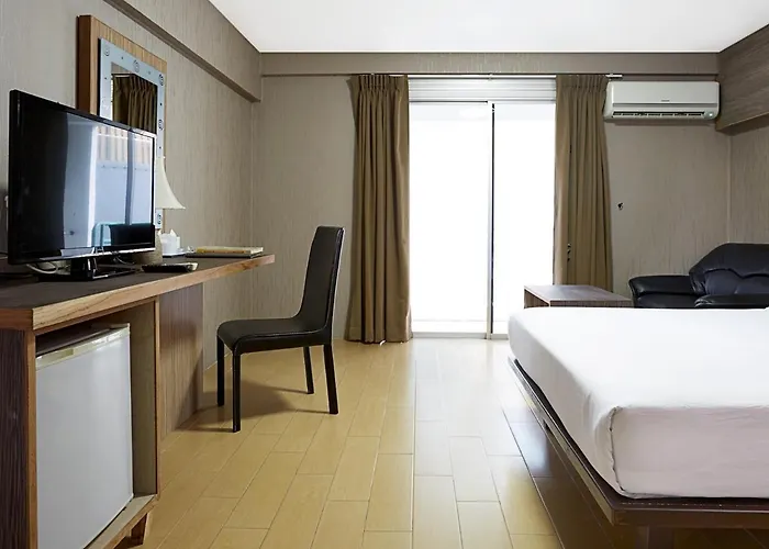 Watana Hotel