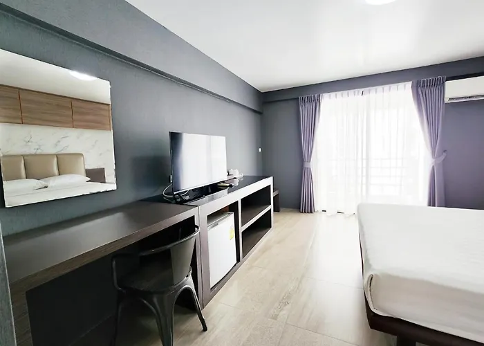 Hotel Watana