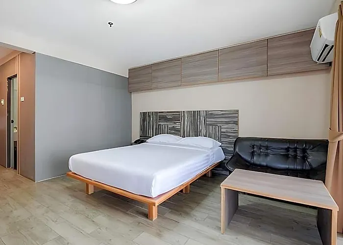 Hotel Watana
