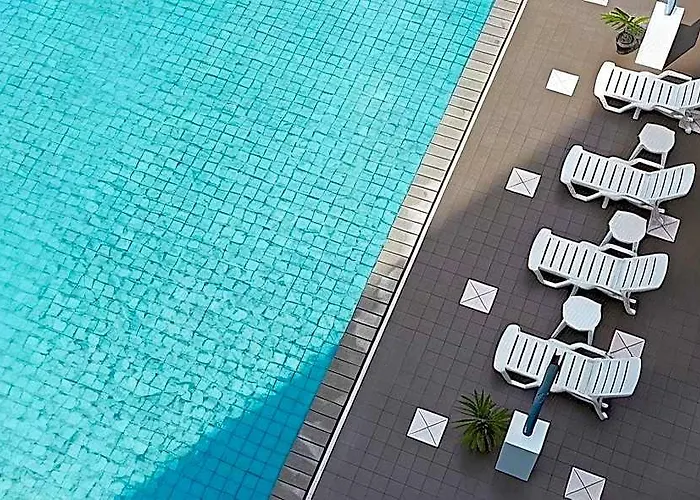 Hotel Watana